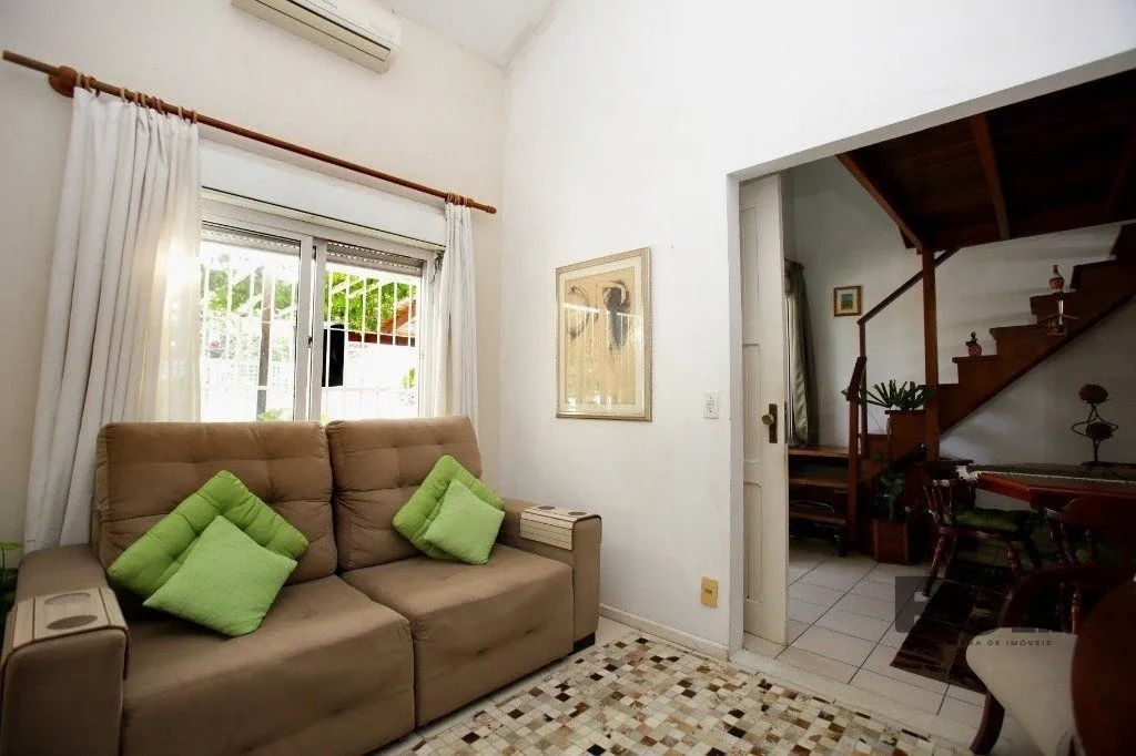 Imagem Casa para Venda - 70m², 3 dormitórios, 2 vagas - Jardim Leopoldina