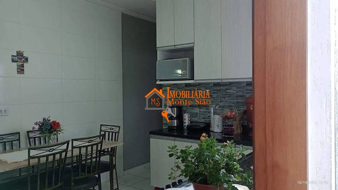 Imagem Casa com 2 dormitórios à venda, 70 m² por R$ 520.000,00 - Jardim Las Vegas - Guarulhos/SP