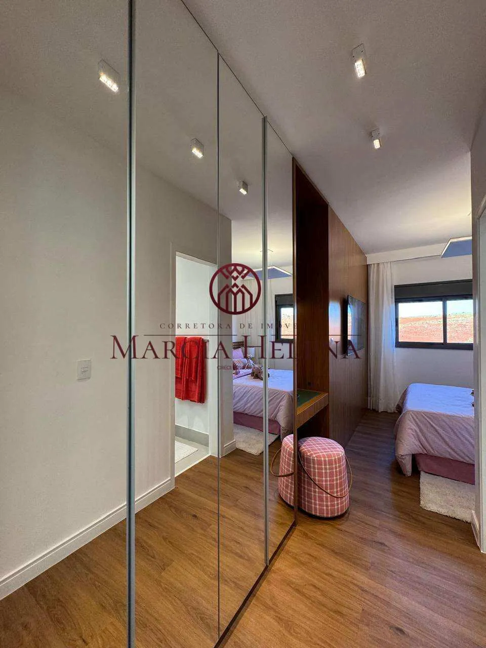 Imagem Casa de condomínio à venda em Campinas, Alphaville, com 3 quartos, 137m2