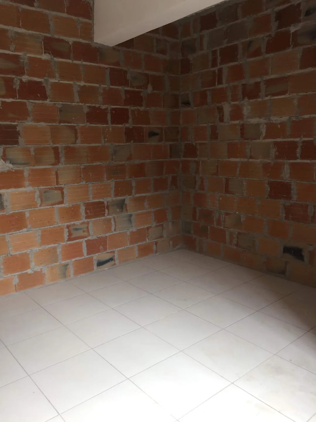 Imagem Comercial para Locação 20M², Centro, Pindamonhangaba - SP | ferraz