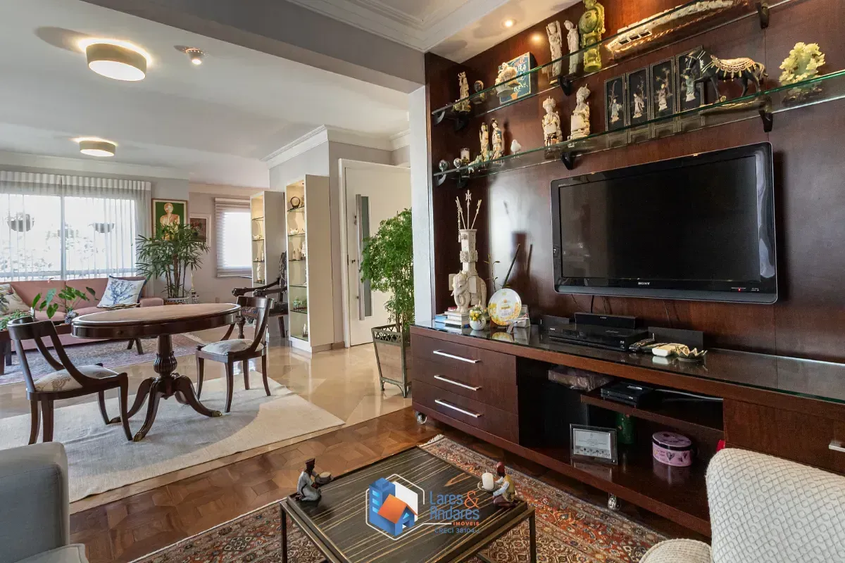 Imagem Apartamento para venda em Moema com 2 quartos, sendo 2 suítes, 165m²