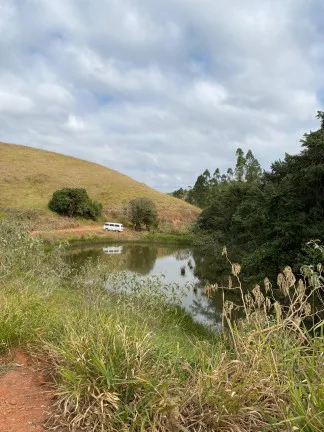 Imóvel com 2 Quartos à Venda,  em CENTRO - Paraíba do Sul