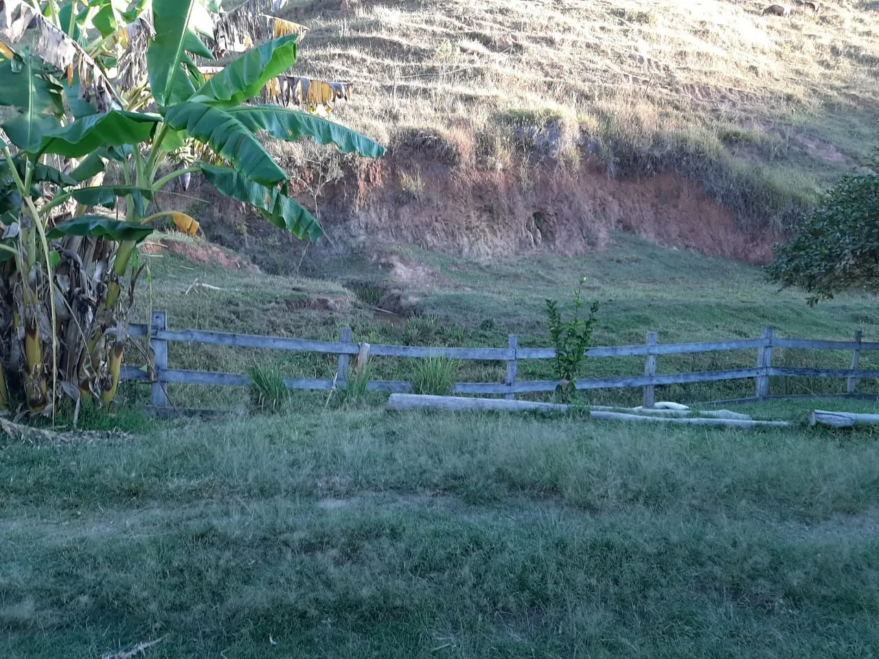 Imagem Chácara à venda 3 Quartos, 36000M², Zona Rural, Cunha - SP