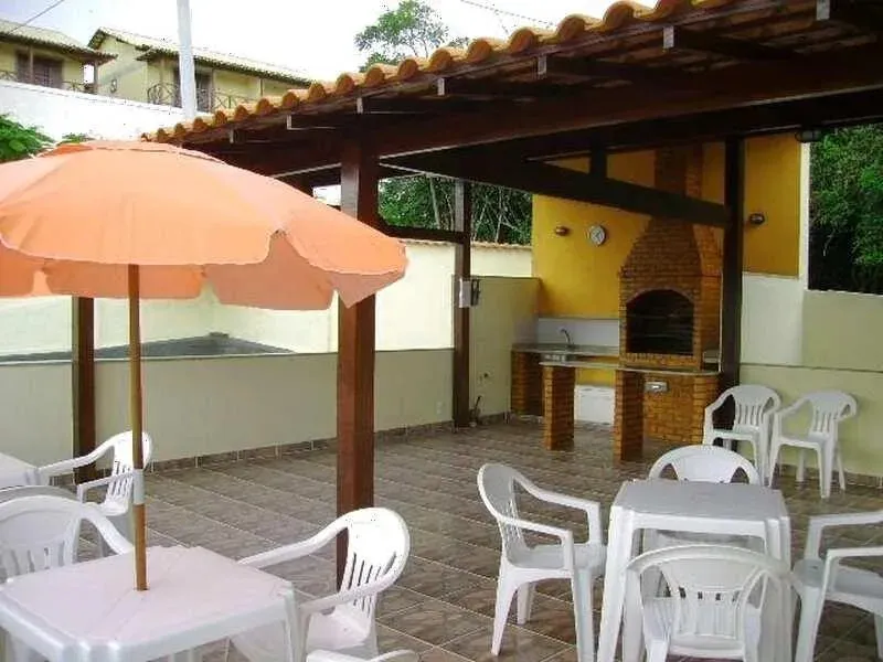 Imagem Casa em Condomínio para Venda em Cabo Frio / RJ no bairro Peró
