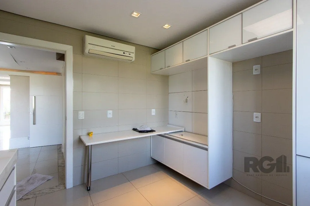 Imagem Casa Condominio para Venda - 384.33m², 3 dormitórios, sendo 1 suites, 3 vagas - Cristal
