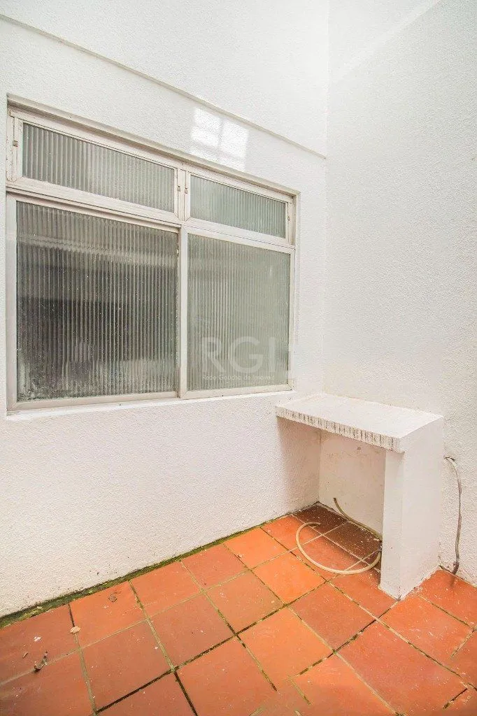 Imagem Casa para Venda - 440m², 3 dormitórios, sendo 2 suites, 2 vagas - Cidade Baixa
