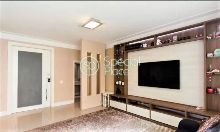 Imagem Apartamento com 238m² no Jardim América. São 4 dormitórios ( 1suíte ) e 1 vaga na garagem. Loca...