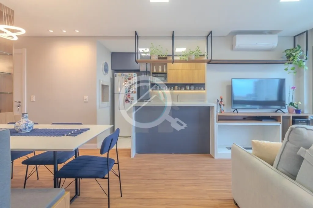 Imagem Lindo apartamento de dois Dormitórios, todo decorado por arquiteta renomada. O banheiro da Suíte f...