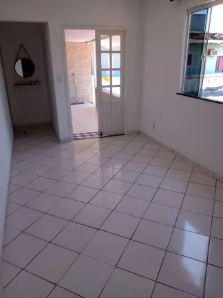 Imagem Casas no Bairro Vinhateiro, São Pedro da Aldeia/RJ