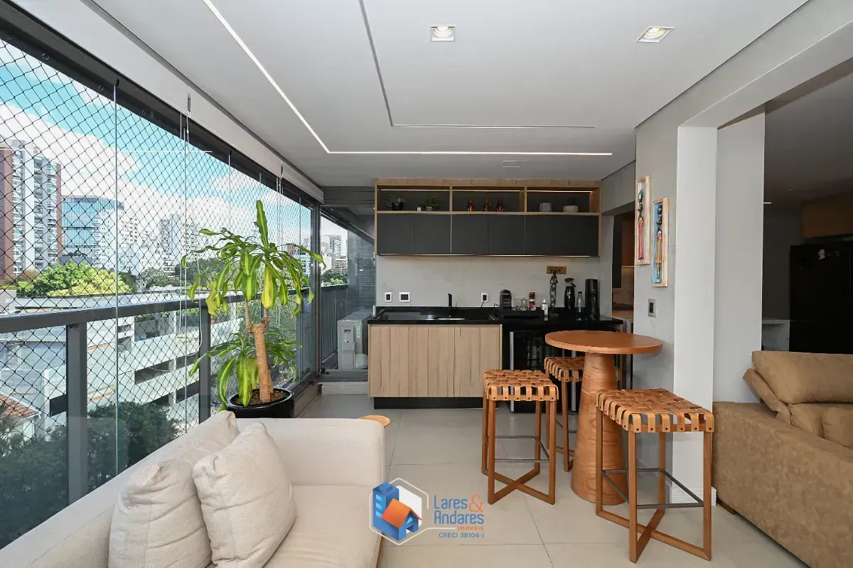 Imagem Apartamento para venda em Campo Belo com 4 quartos, sendo 3 suítes, 186m²
