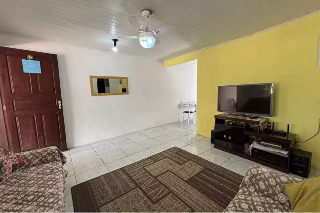 Imagem Casa para venda no bairro Guajuviras em Canoas