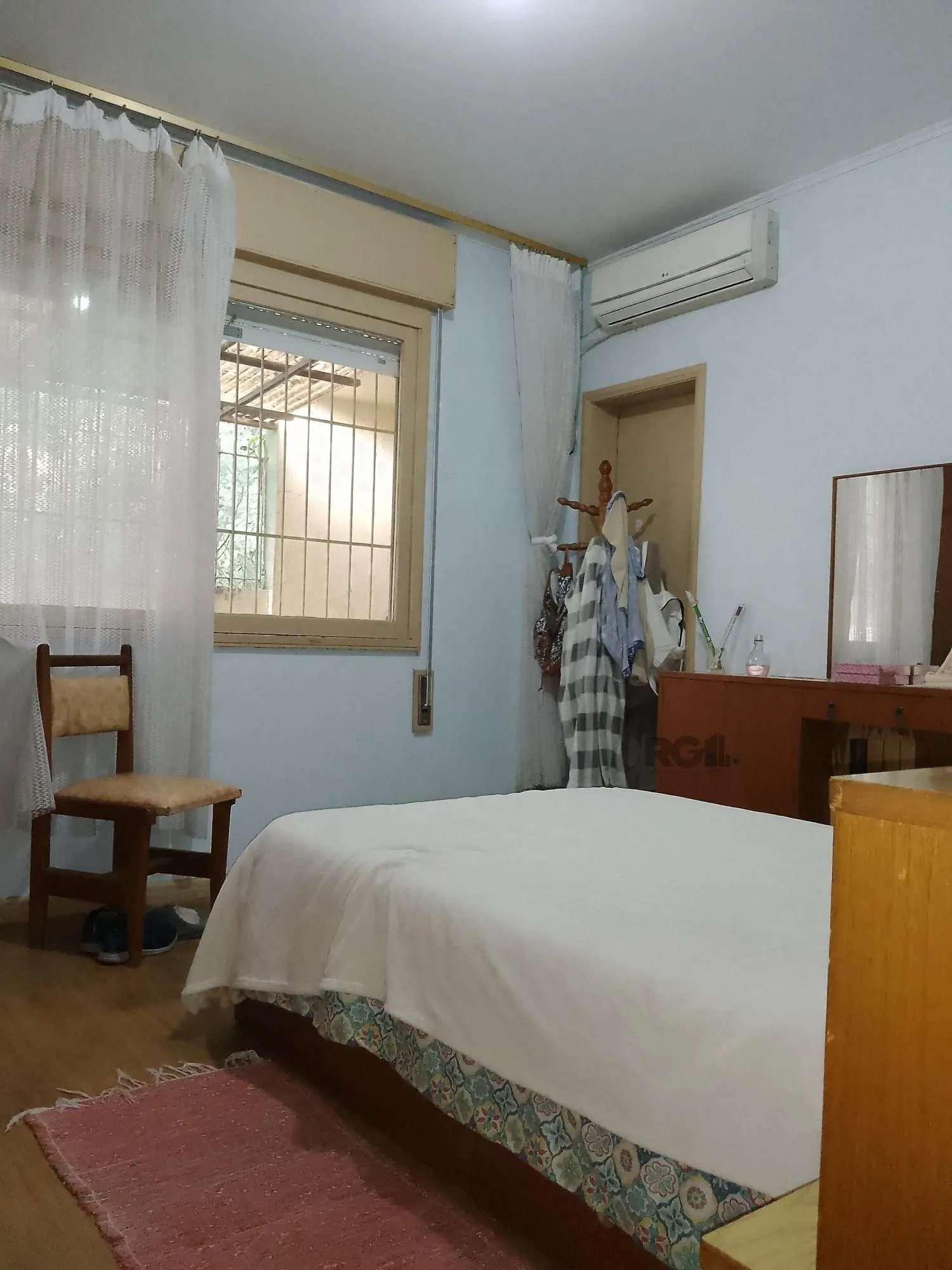 Imagem Casa 4 dormitórios, terreno com 1639m² à venda no Morro Santana
