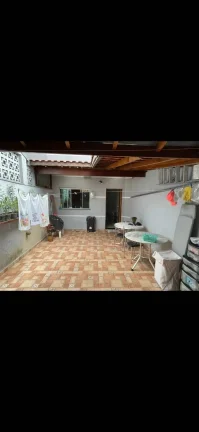 Imagem Sobrado com 250 m² 3 Dormitorios sendo 1 Suíte com sacada e 4 Vagas