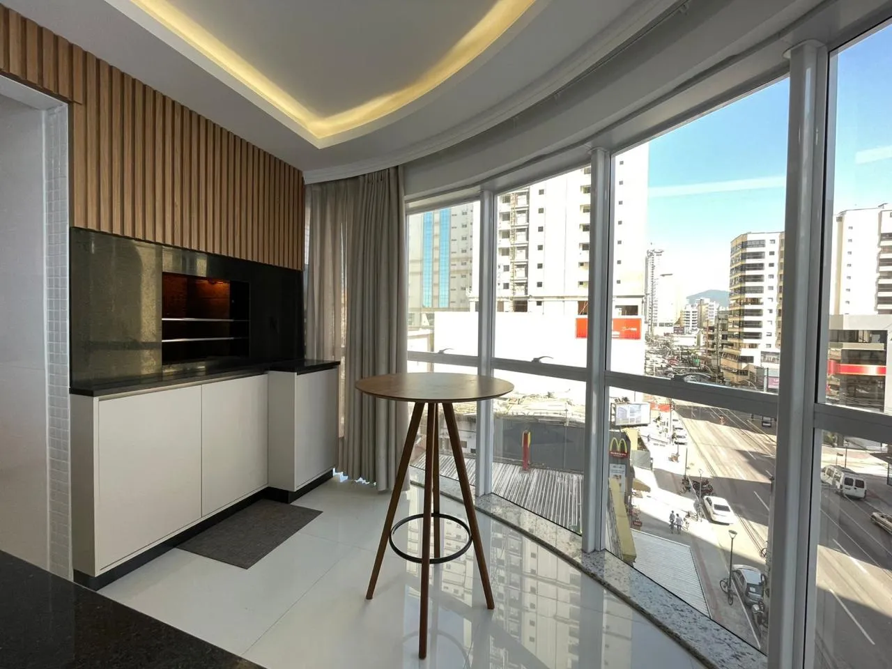 Imagem Apartamento com vista para o mar à venda com 225.09m2 por R$ 5.000.000,00