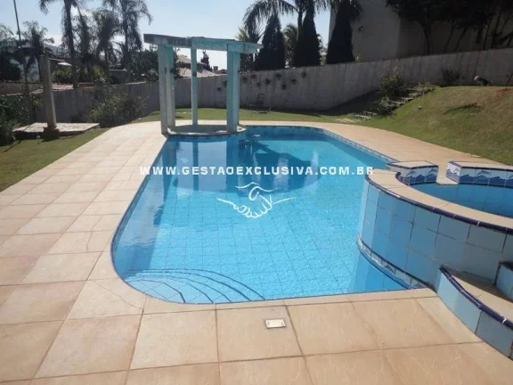 Imagem CHÁCARA Condomínio 4 Suítes, Piscina com bar molhado Campo de Futebol.