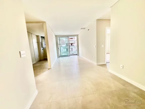 Imagem Apartamento à venda com 2 suítes no Centro de Florianópolis - Alto padrão e excelente localizaç...