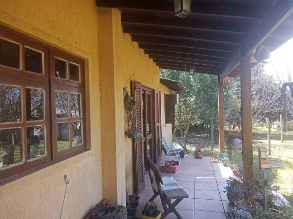 Imagem EXCELENTE!!! Sítio com 1000m², Casa, Salão de festas, Piscina, Águas Claras