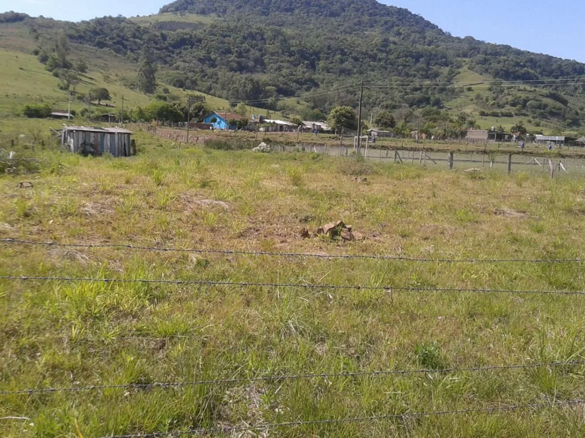 Imagem Terreno para Venda em Santo Antônio da Patrulha / RS no bairro Pinheirinhos