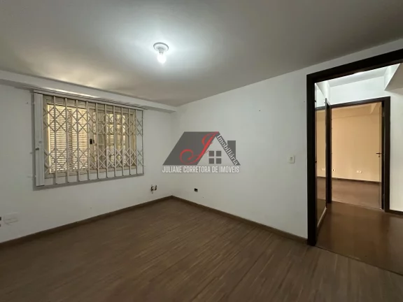 Imagem Casa de Alvenaria Residencial e Comercial à venda no bairro Vila Izabel em Curitiba.