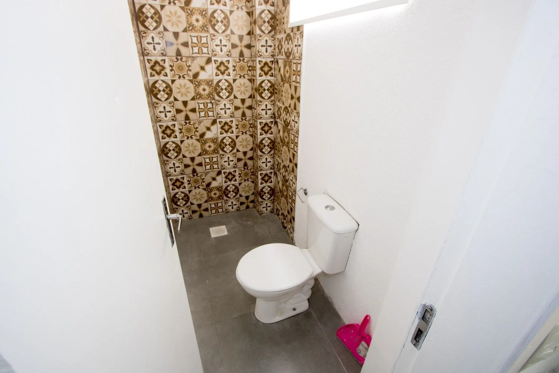 Imagem Casa comercial com aproximadamente 157m² privativos