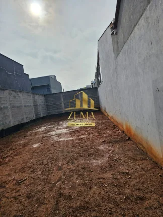 Imagem Terreno plano,150m2, Terraplanagem, Muro, Portão,Calçada, Agua, Luz, Villa