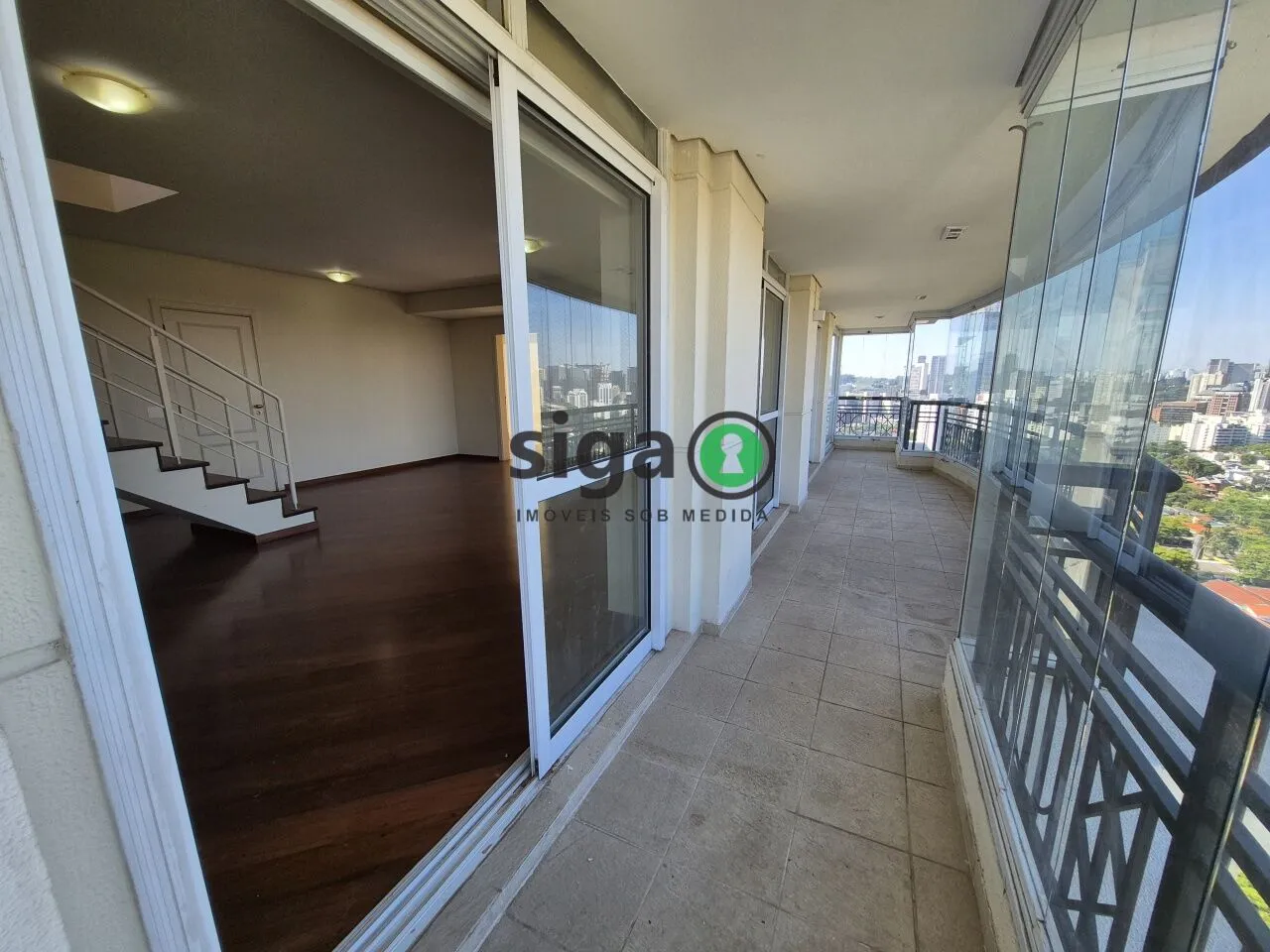 Imagem Cobertura a Venda ou locação com 4 quartos e 4 suítes na Granja Julieta SP