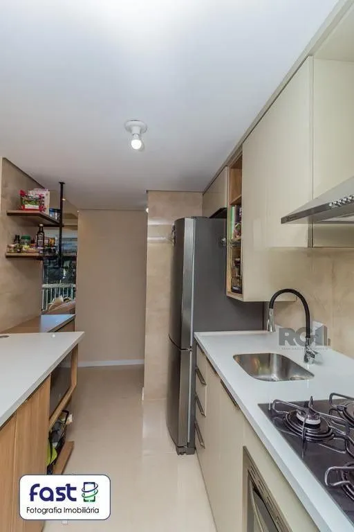 Imagem Apartamento 3 quartos, sendo 1 suíte, 82 m² de área privativa e 2 vagas de garagem individuais. Localizado na Rua/Av. Grecia, no bairro Passo D Areia em Porto Alegre.