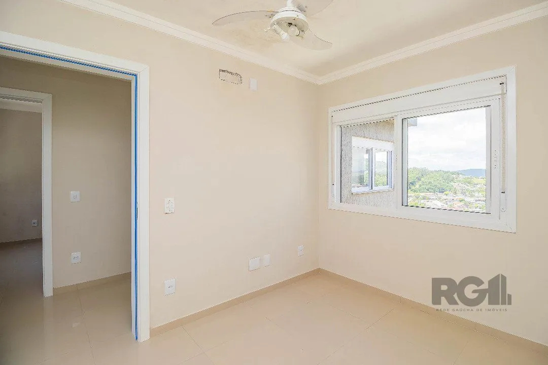 Imagem Sobrado, 185 metros quadrados privativo, com 3 quartos, 1 suíte, Living e cozinha integrados, lareira, churrasqueira, lavabo e 2 vagas de garagem. e 2 vagas de garagem