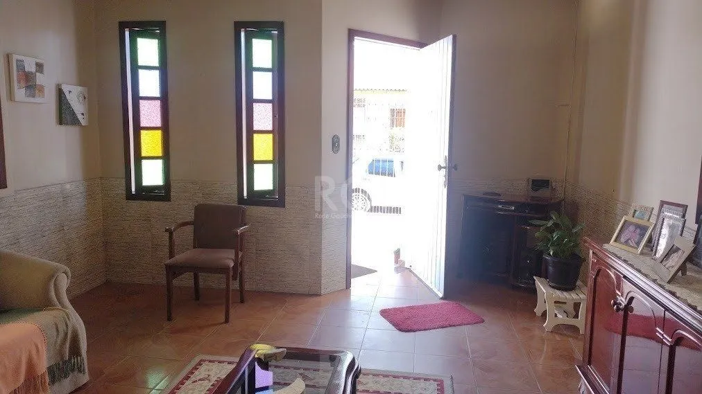 Imagem Casa 3 Quartos, 3 vagas de garagem, Bairro Cavalhada, Porto Alegre-RS.