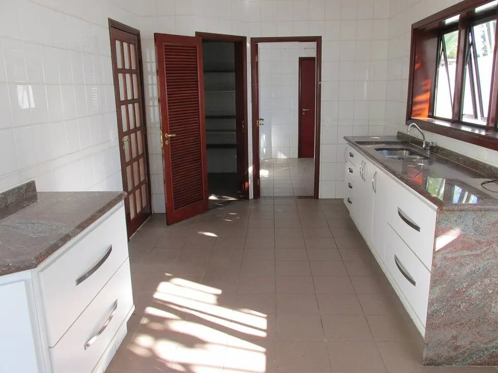 Imagem Sobrado para venda e locação em condomínio Residencial 6