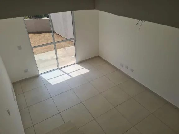 Imagem Casa para Venda em Cotia / SP no bairro Caucaia do Alto