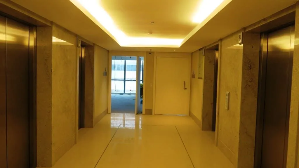 Imagem Sala Comercial no Bairro Praia de Belas - Porto Alegre