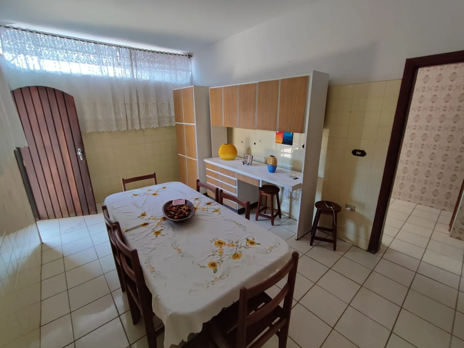 Imagem Comercial à venda 4 Quartos, 1 Suite, 4 Vagas, 600M², São Benedito, Pindamonhangaba - SP