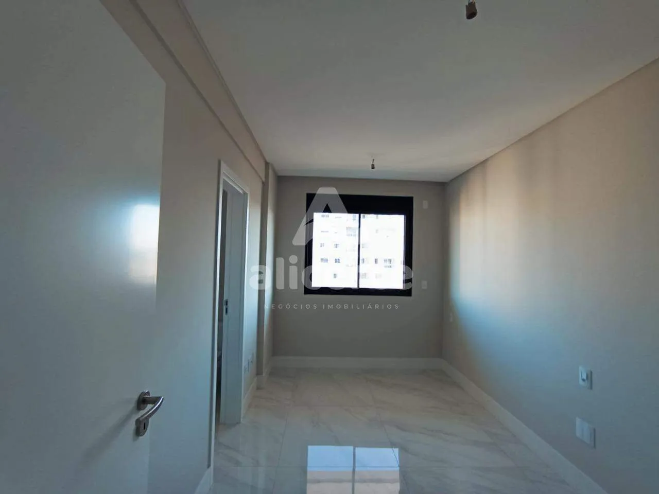 Imagem Apartamento à venda com 3 quartos 3 suítes, 117m² em Campinas São José