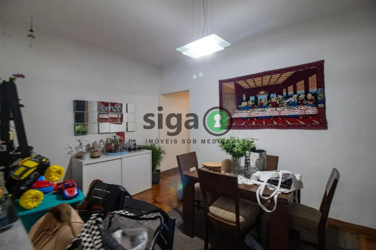 Imagem Casa no Jardim Petrópolis com 2 Quartos em Bairro Tranquilo e Bem Localizado.