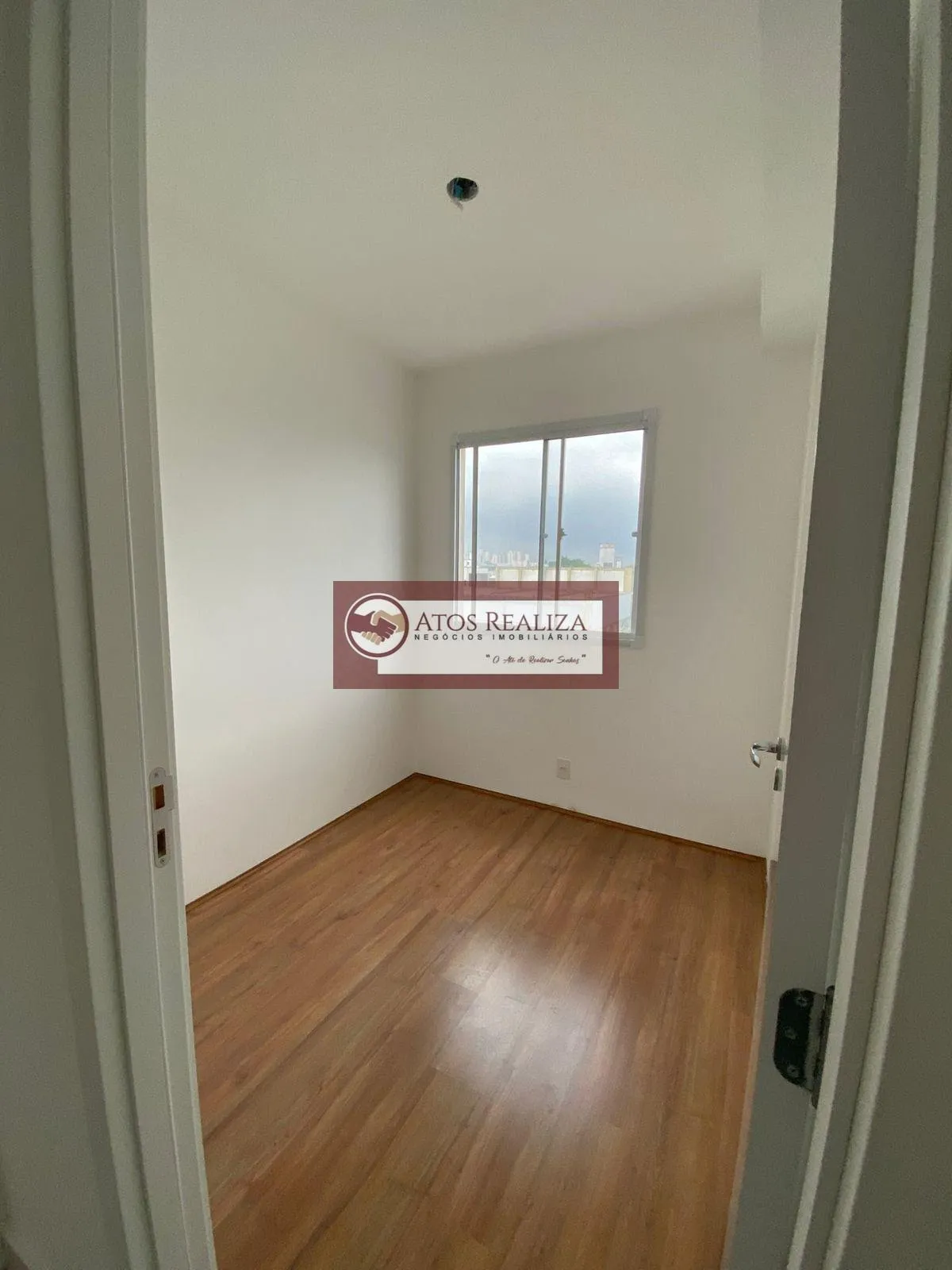 Imagem Apartamento à Venda no Cambuci SP, 2 Quartos, Sacada, 38m²