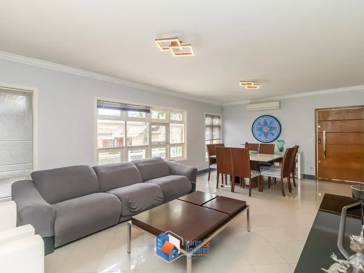 Imagem Sobrado para venda em Jardim Virginia Bianca com 3 quartos, sendo 3 suítes, 316m²