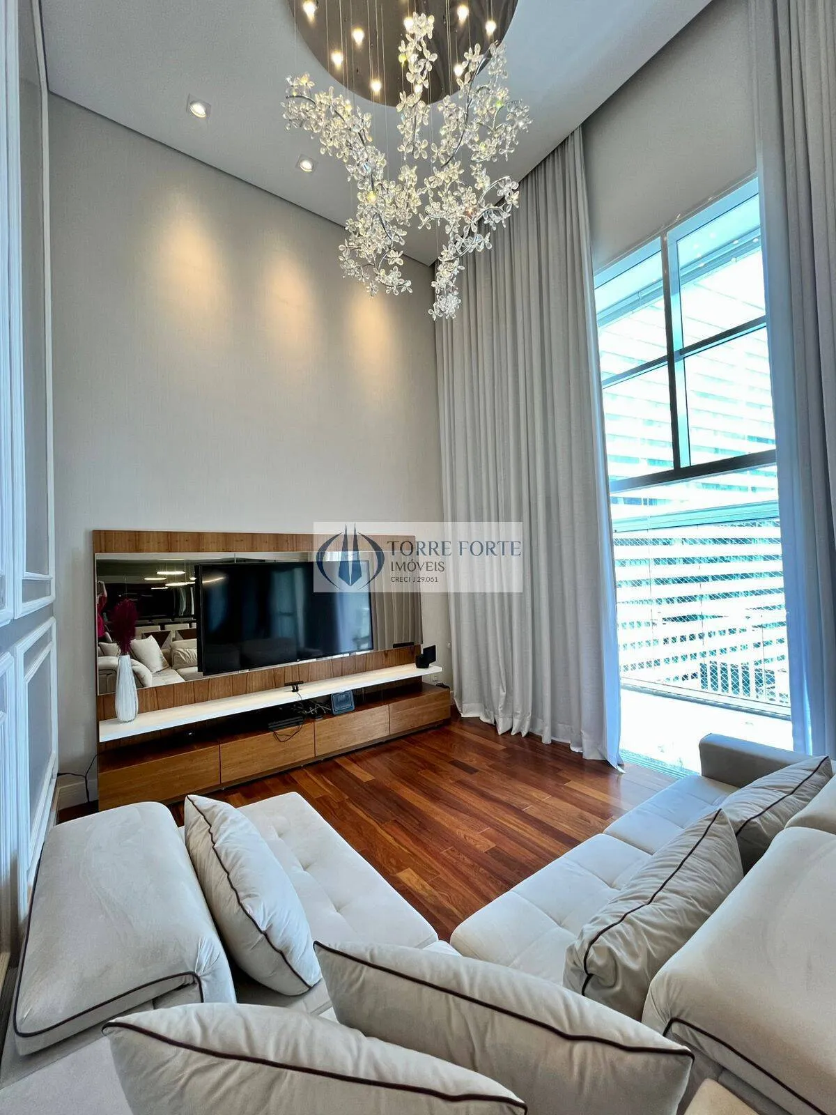 Imagem Excelente apartamento 170 m², 3 dormitórios sendo 1 suíte, na Vila Suzana