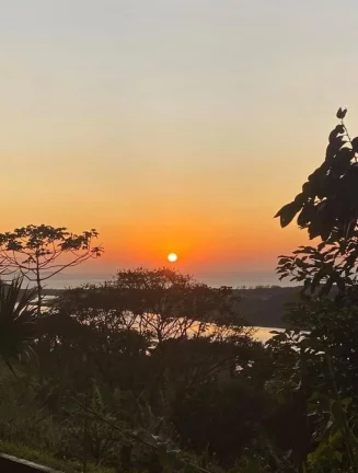 Imagem Casa com Vista Deslumbrante à Venda no Bairro Macacu - Garopaba-SC!