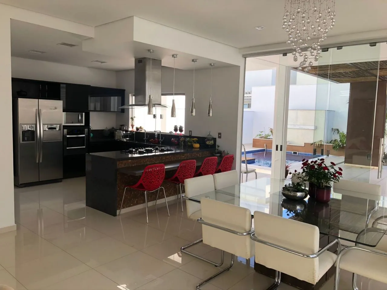 Imagem Casa 360 m² com 3 suítes no Condomínio Mont Blanc- Campolim -Sorocaba