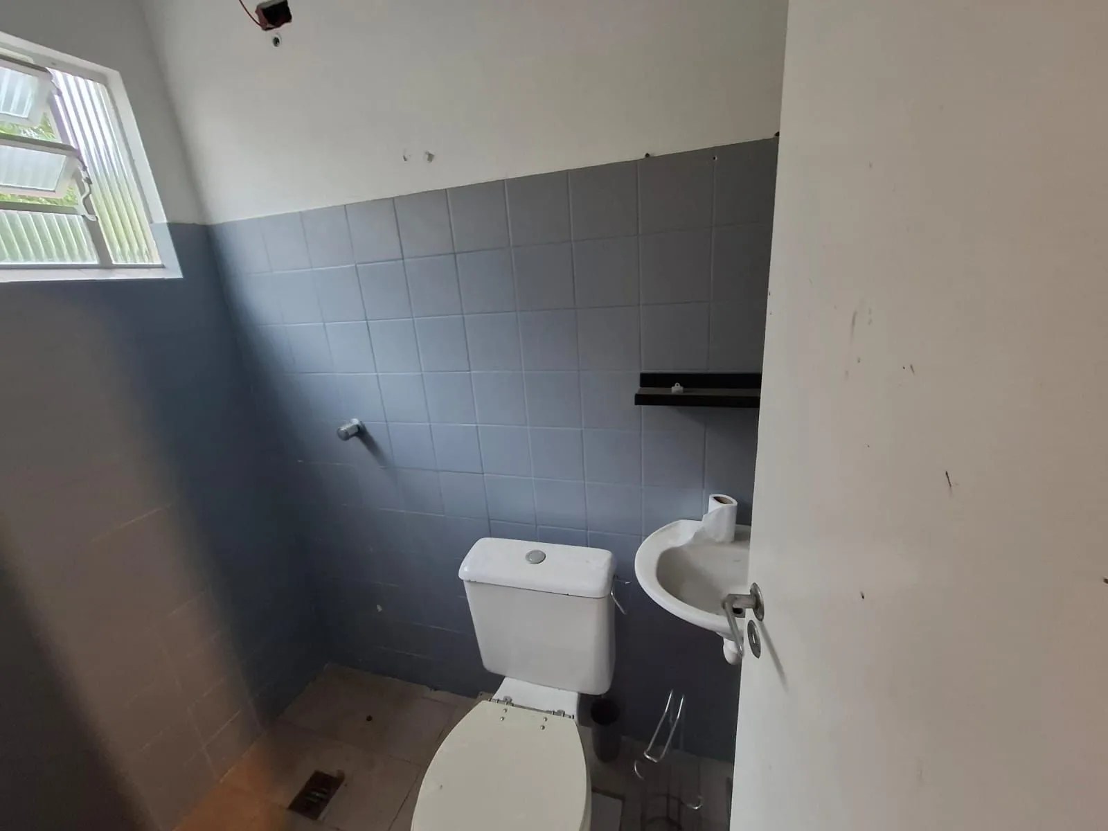 Imagem Vendo terreno no bairro Campo Novo, Zona Sul de Porto Alegre