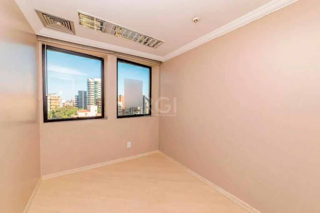 Imagem Conjunto Comercial de 129,57m2 nas Três Figueiras para comprar