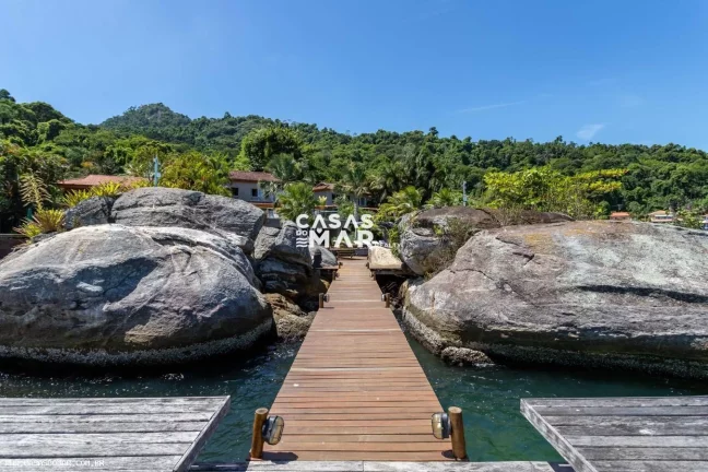 Imagem Casa Frente Mar para Temporada em Angra dos Reis / RJ no bairro Enseada