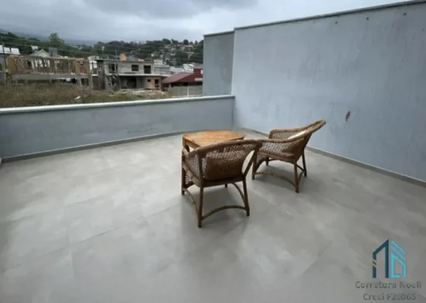 Imagem Casa linda Mobiliada, 04 suítes, em condomínio, no Cachoeira do Bom Jesus em Florianópolis SC