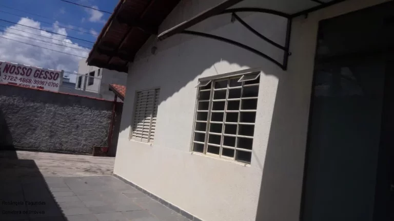 Imagem CASA RESIDENCIAL em POÇOS DE CALDAS - MG, JARDIM KENNEDY