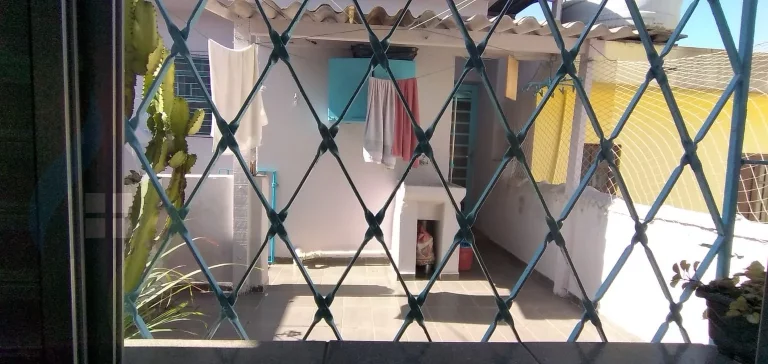 Imagem Casa de 2 dormitórios sendo 1 suíte, 3 banheiros, 2 vagas, com 131m² em Taboão, São Bernardo do Campo