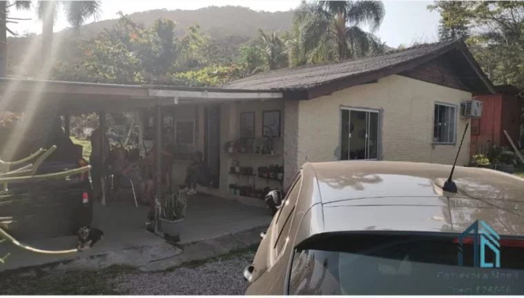 Imagem Terreno a venda 12.000 mil m², Bairro Sambaqui em Florianópolis SC