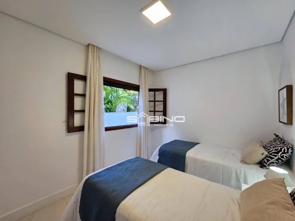 Imagem Casa à venda com 4 dormitórios 2 suítes 275m² de área útil, na Riviera de São Lourenço - Bertioga SP