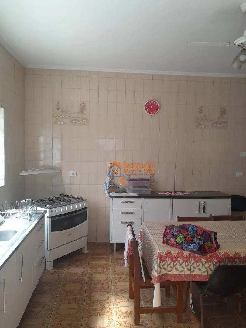 Imagem Sobrado com 3 dormitórios à venda, 180 m² por R$ 920.000,00 - Vila Nossa Senhora de Fátima - Guarulhos/SP