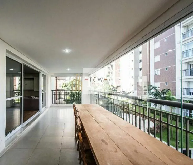 Imagem Apartamento à Venda na Vila Mariana | 4 Suítes | 246 m² | 4 Vagas | São Paulo/SP